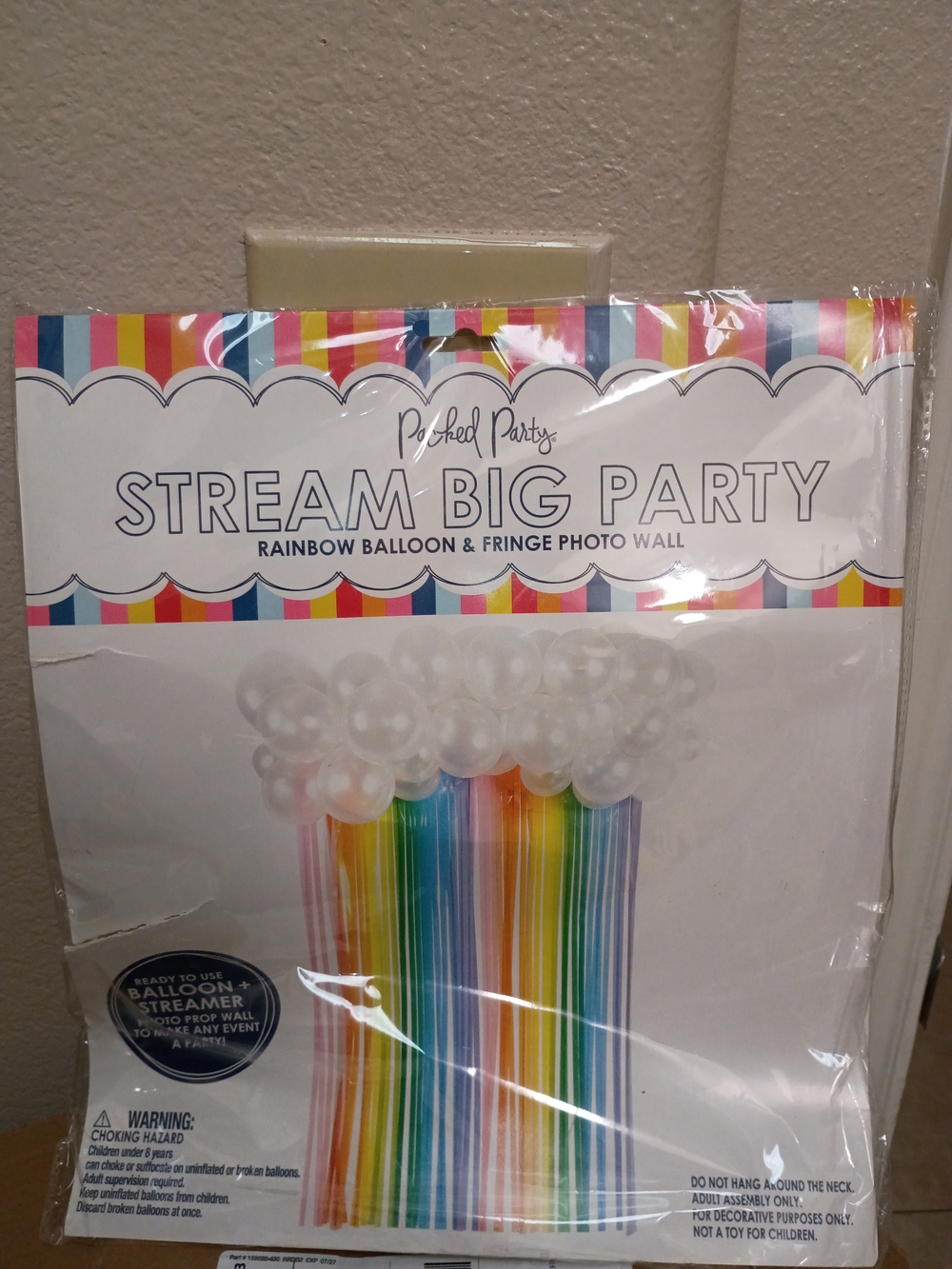 T Party Fashion Rainbow Streamer Photo Wall with White Balloon Cluster